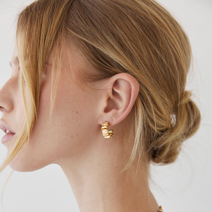 Poppy Wrinkle Earrings (Gold)